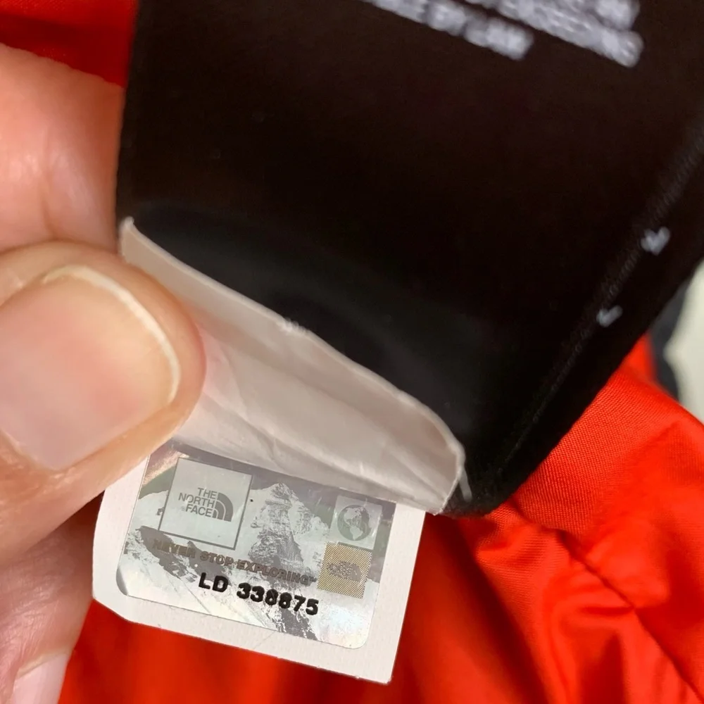 The North Face Women’s RU/14 Goose Down Color Block Vest Like New Size L - Picture 16 of 16